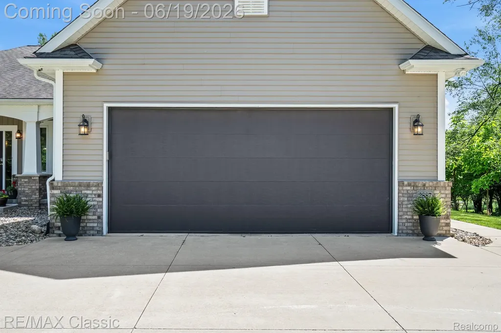 2887 W Joy Road Webster Township MI 48105