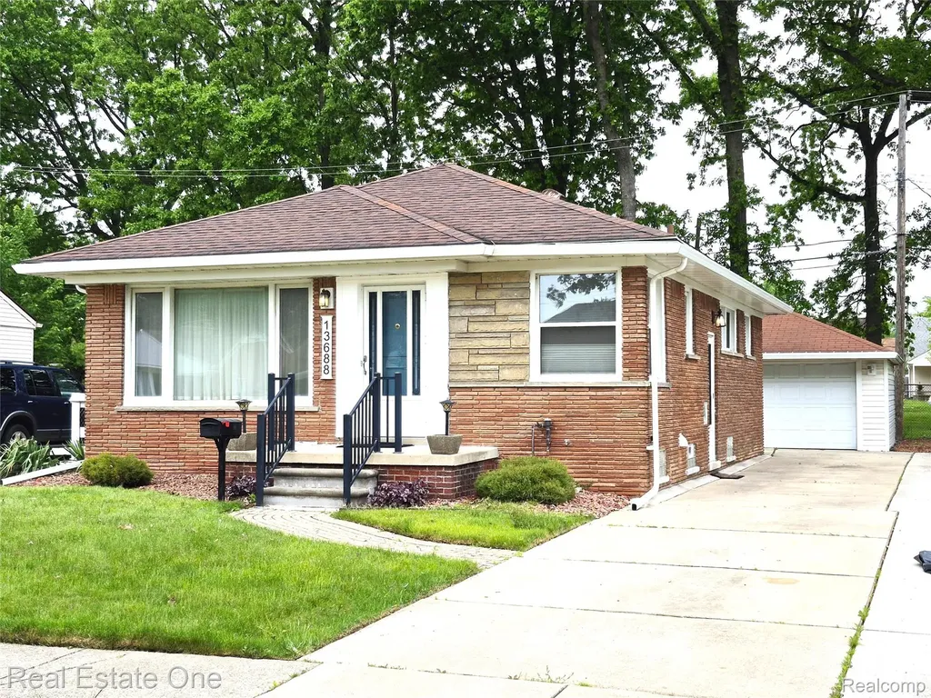 13688 Commonwealth Street Southgate City MI 48195