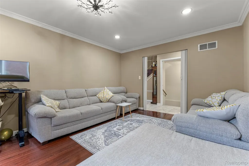 7644 Steadman Street Dearborn City MI 48126