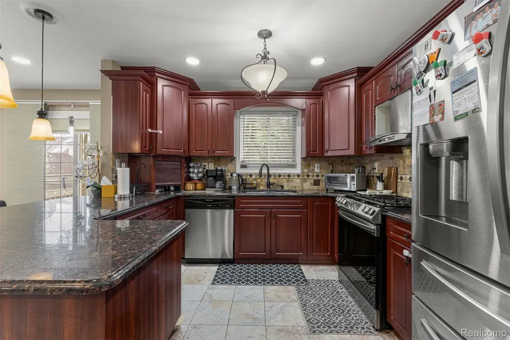 7644 Steadman Street Dearborn City MI 48126