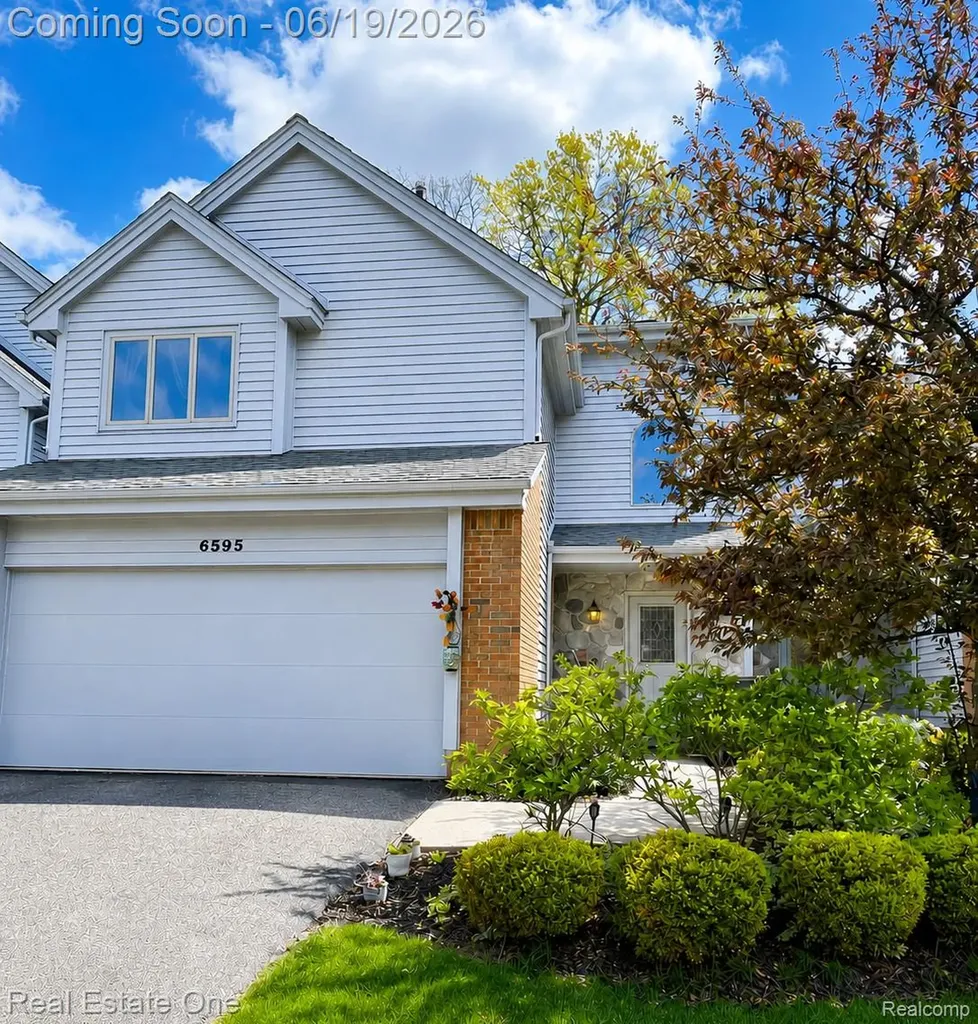 6595 Scenic Pines Court Independence Charter Township MI 48346