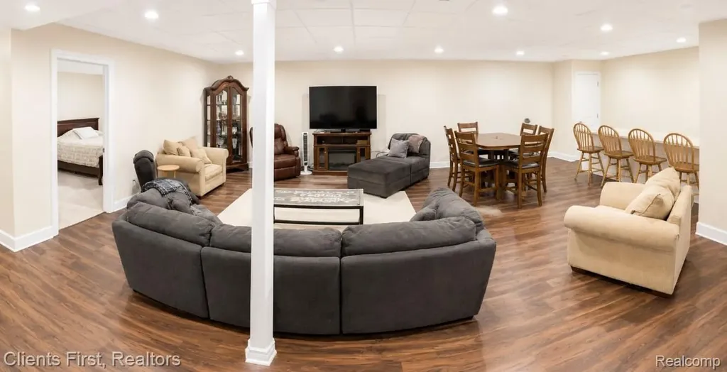 318 Province Lane Canton Charter Township MI 48188