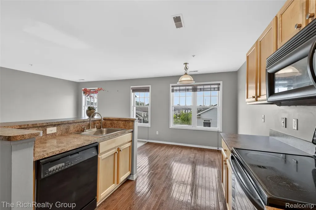 3922 Forester Boulevard Auburn Hills City MI 48326