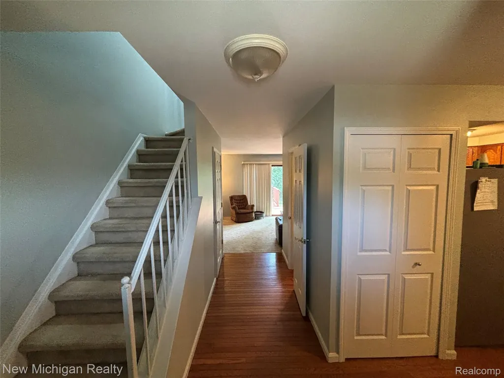 16974 Kingsbrooke Drive Clinton Charter Township MI 48038