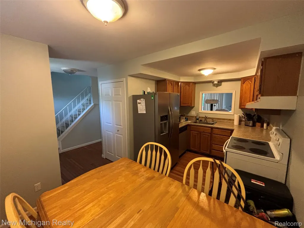 16974 Kingsbrooke Drive Clinton Charter Township MI 48038