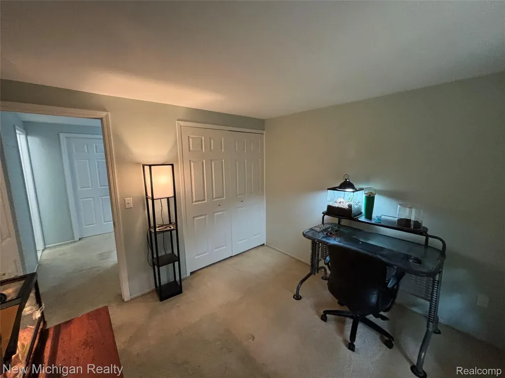 16974 Kingsbrooke Drive Clinton Charter Township MI 48038