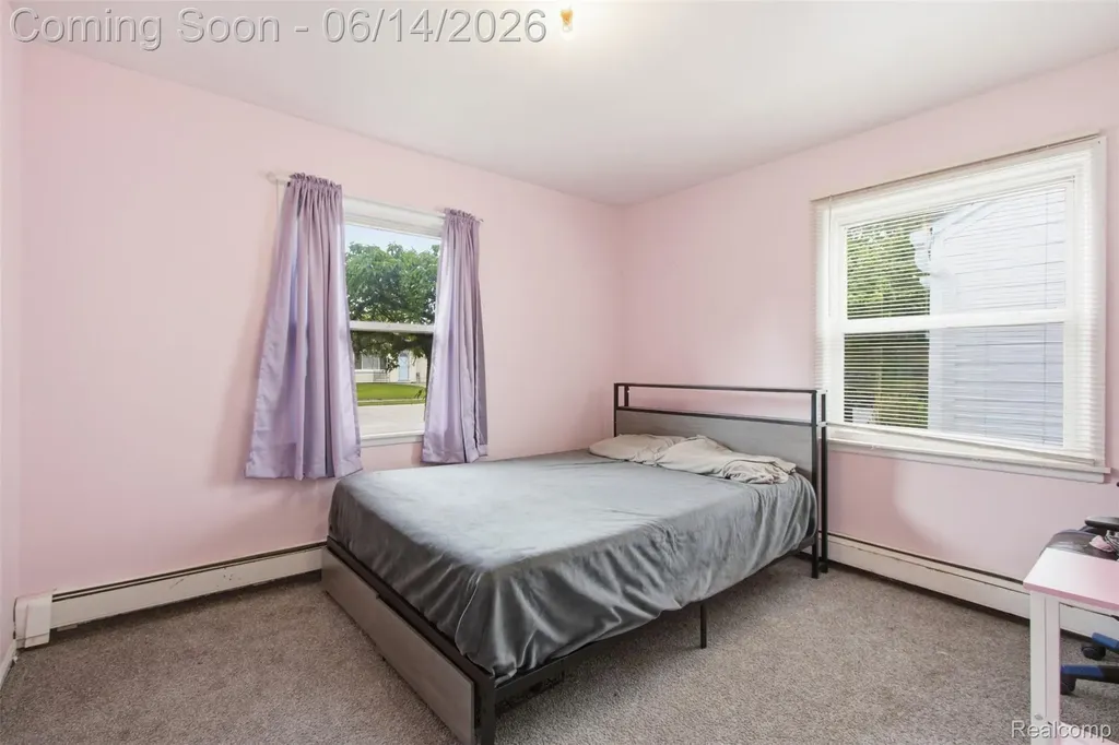 26295 Kathy Street Roseville City MI 48066