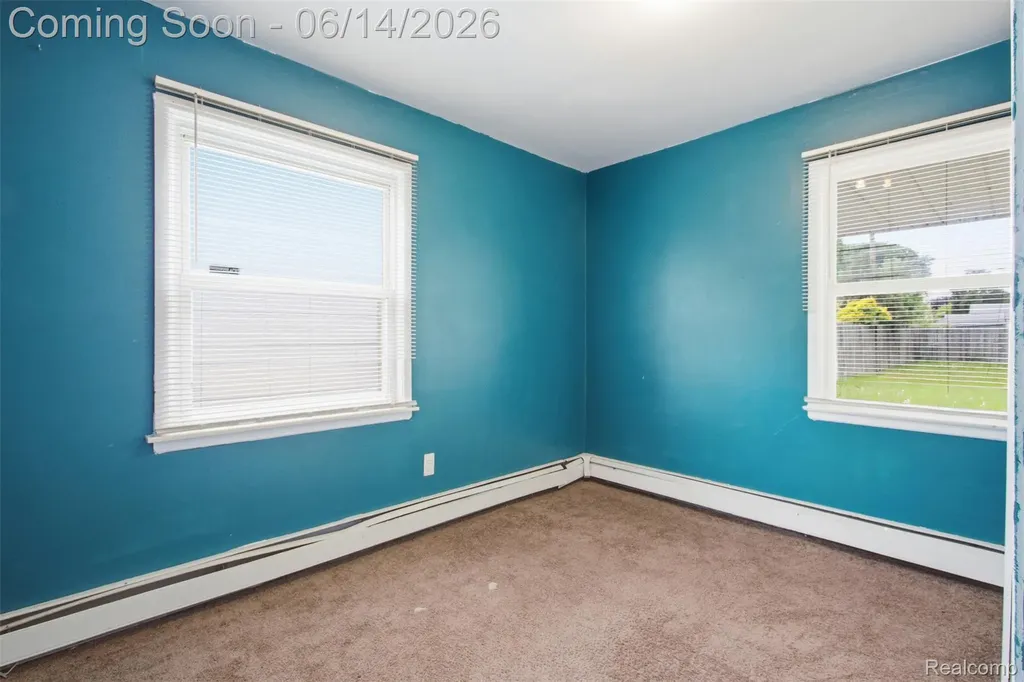 26295 Kathy Street Roseville City MI 48066