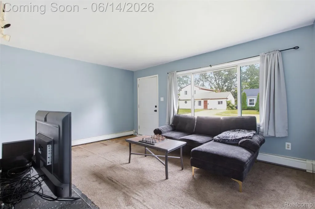 26295 Kathy Street Roseville City MI 48066