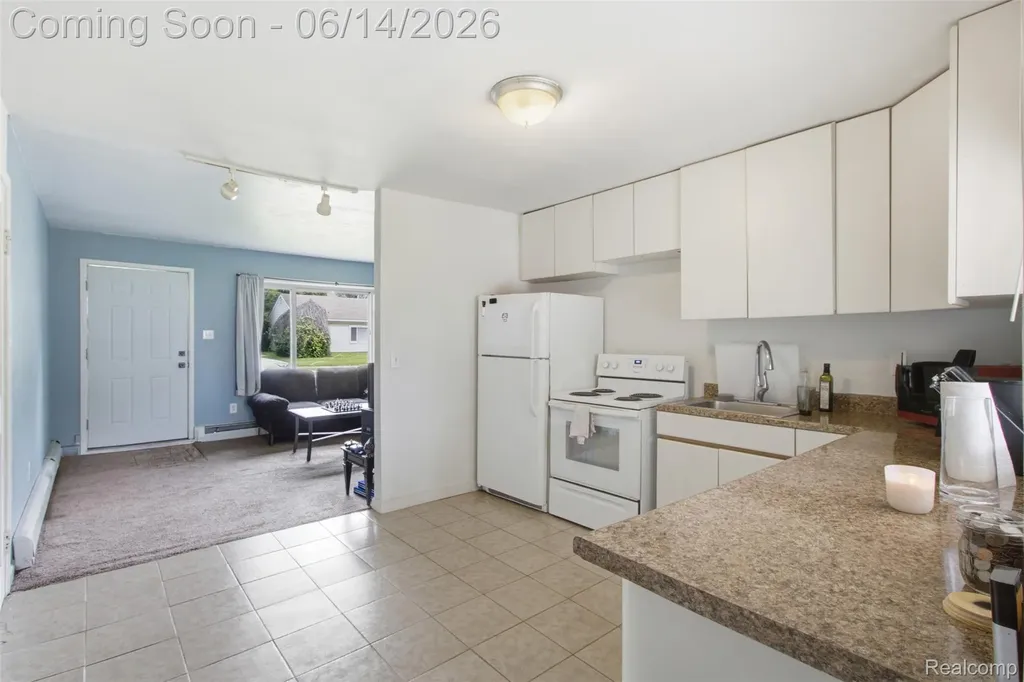 26295 Kathy Street Roseville City MI 48066