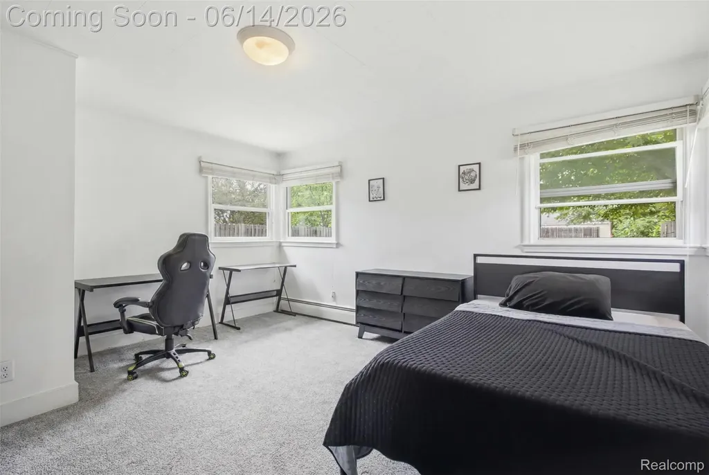 26295 Kathy Street Roseville City MI 48066