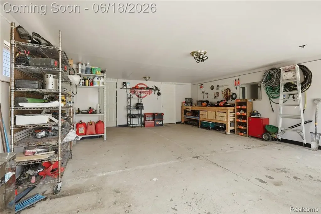 13575 Mercedes Redford Charter Township MI 48239