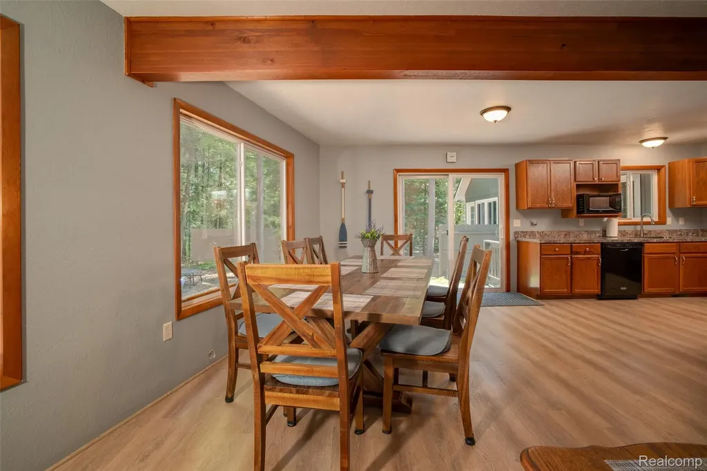 6954 Aarwood Trail NW Clearwater Township MI 49676