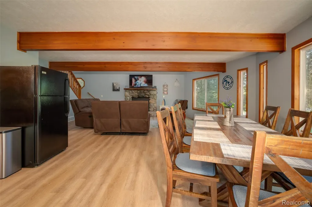 6954 Aarwood Trail NW Clearwater Township MI 49676