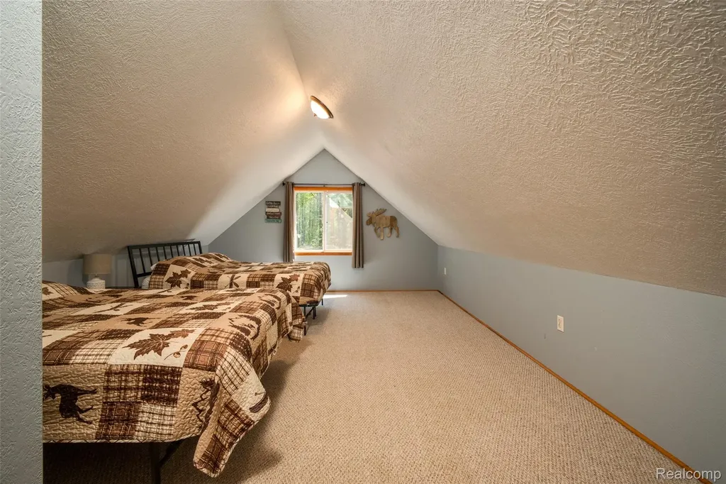 6954 Aarwood Trail NW Clearwater Township MI 49676