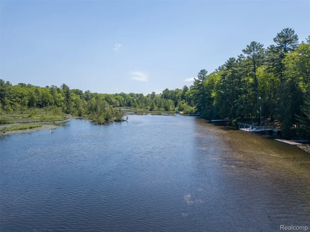 6954 Aarwood Trail NW Clearwater Township MI 49676
