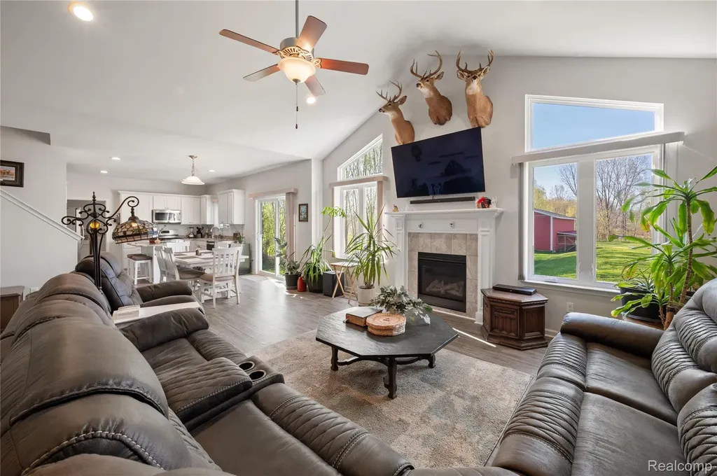 5785 Layton Road Howell Township MI 48836