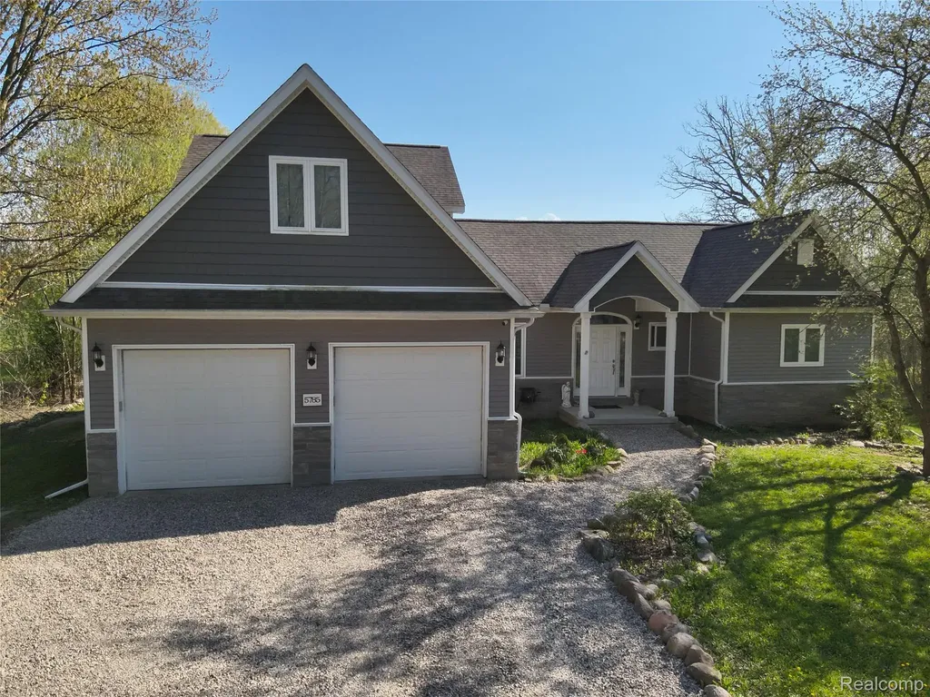 5785 Layton Road Howell Township MI 48836