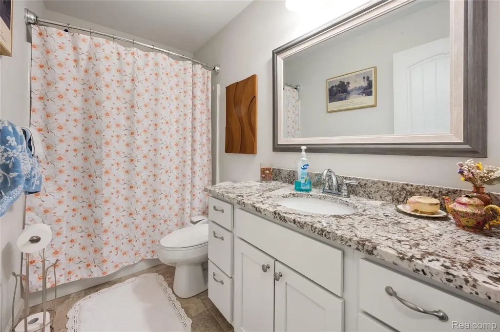 5785 Layton Road Howell Township MI 48836