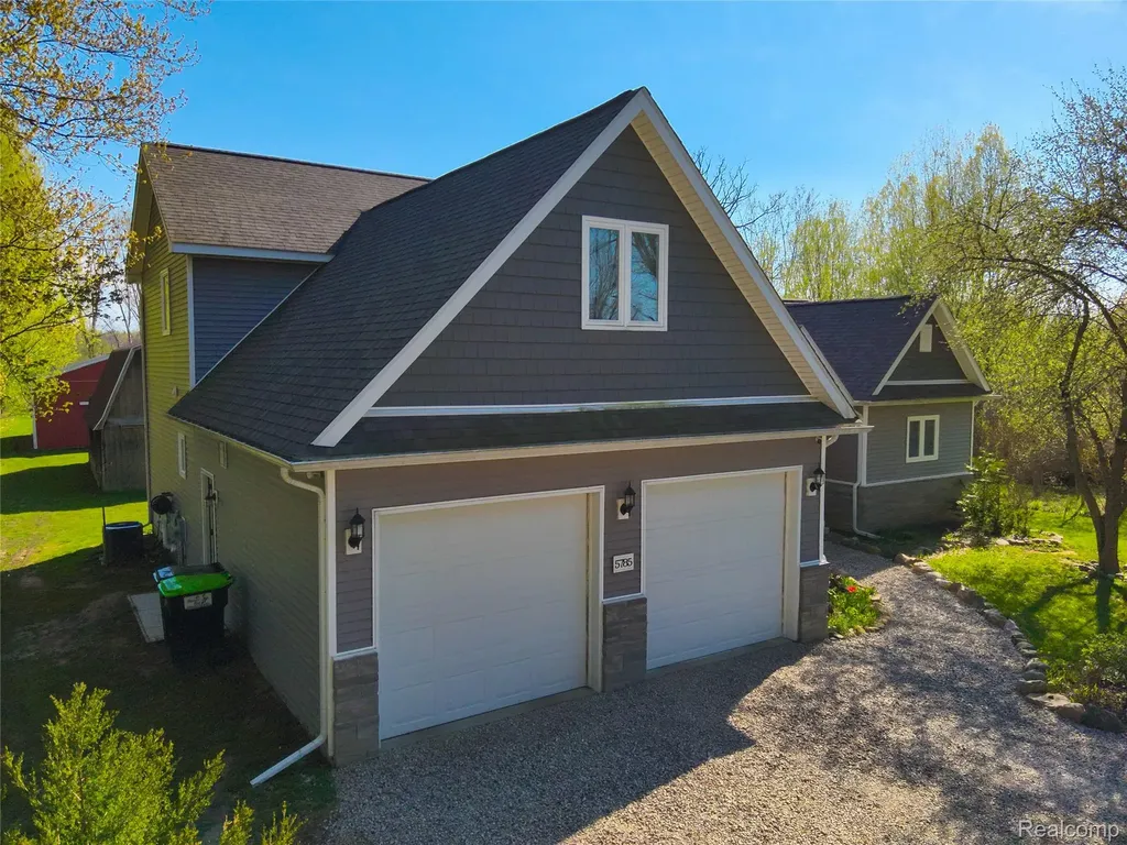 5785 Layton Road Howell Township MI 48836