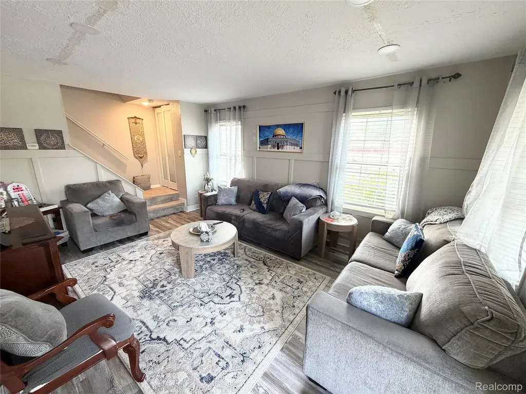 8542 Spinnaker Way Ypsilanti Charter Township MI 48197