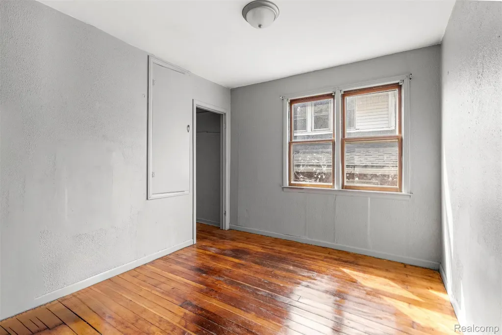 32 W Woodward Street Ecorse City MI 48229