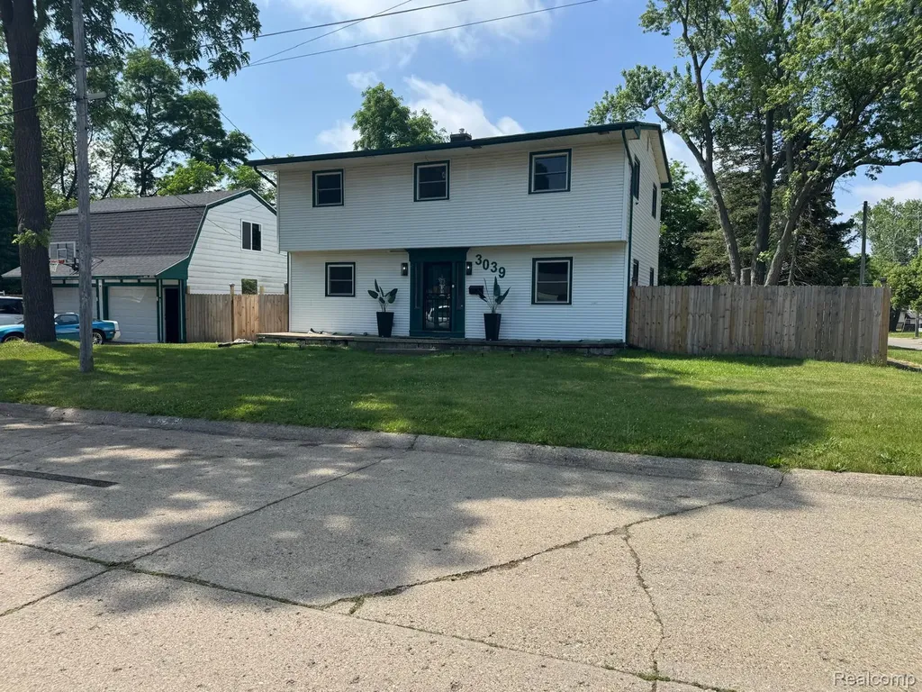 3039 Berkley Street Flint City MI 48504