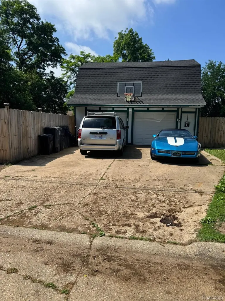 3039 Berkley Street Flint City MI 48504
