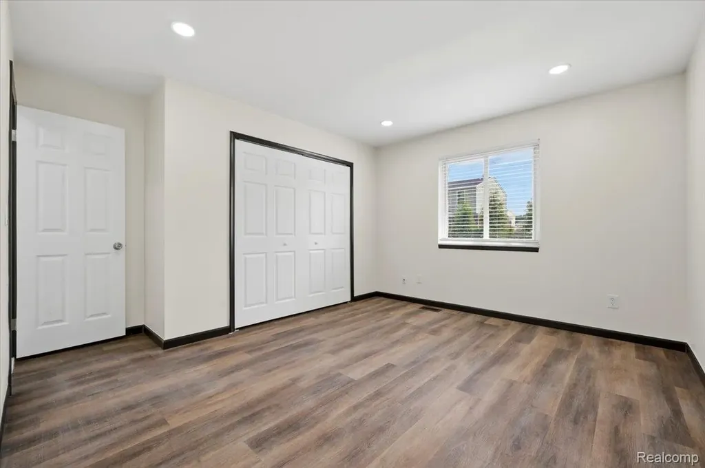 33058 Ione Drive Sterling Heights City MI 48310