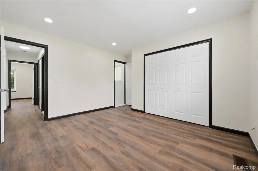 33058 Ione Drive Sterling Heights City MI 48310