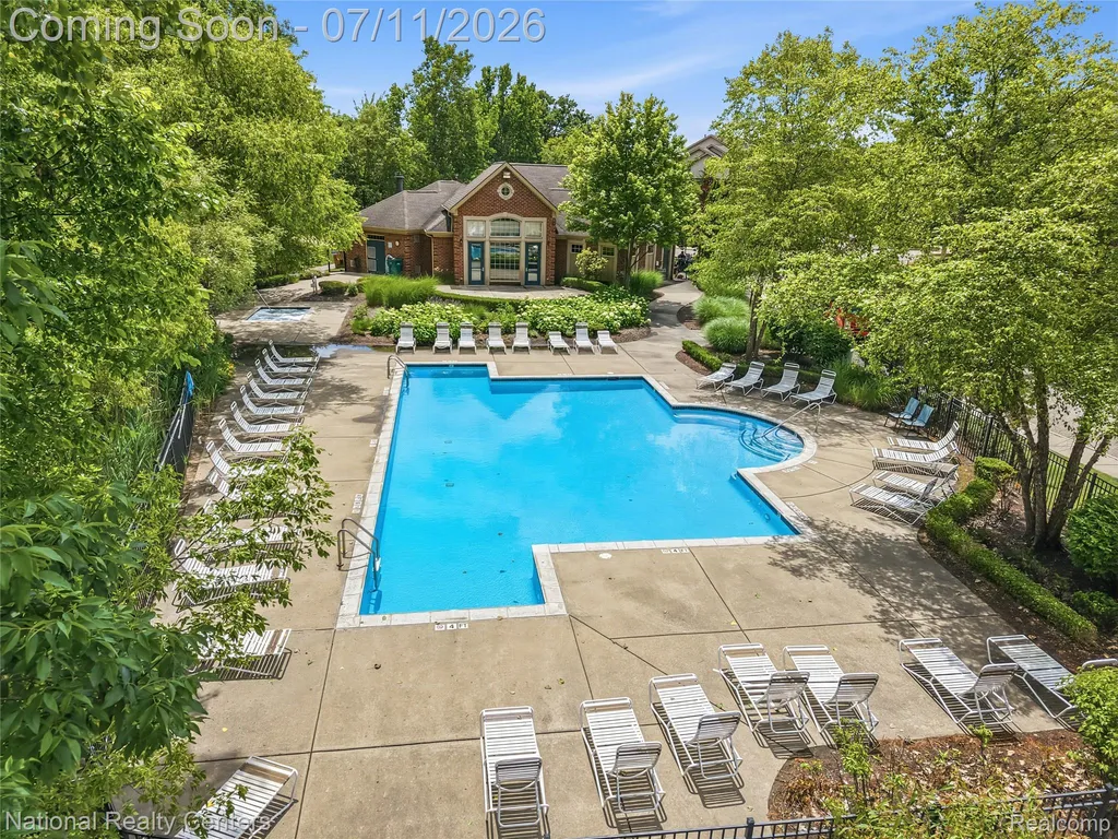 128 Sandy Lane Walled Lake City MI 48390