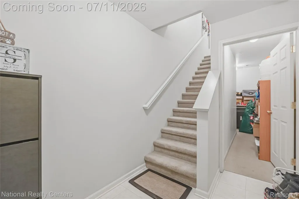 128 Sandy Lane Walled Lake City MI 48390