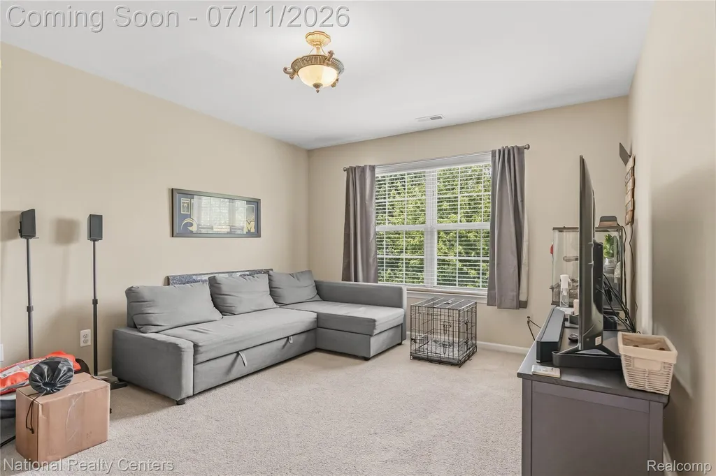 128 Sandy Lane Walled Lake City MI 48390