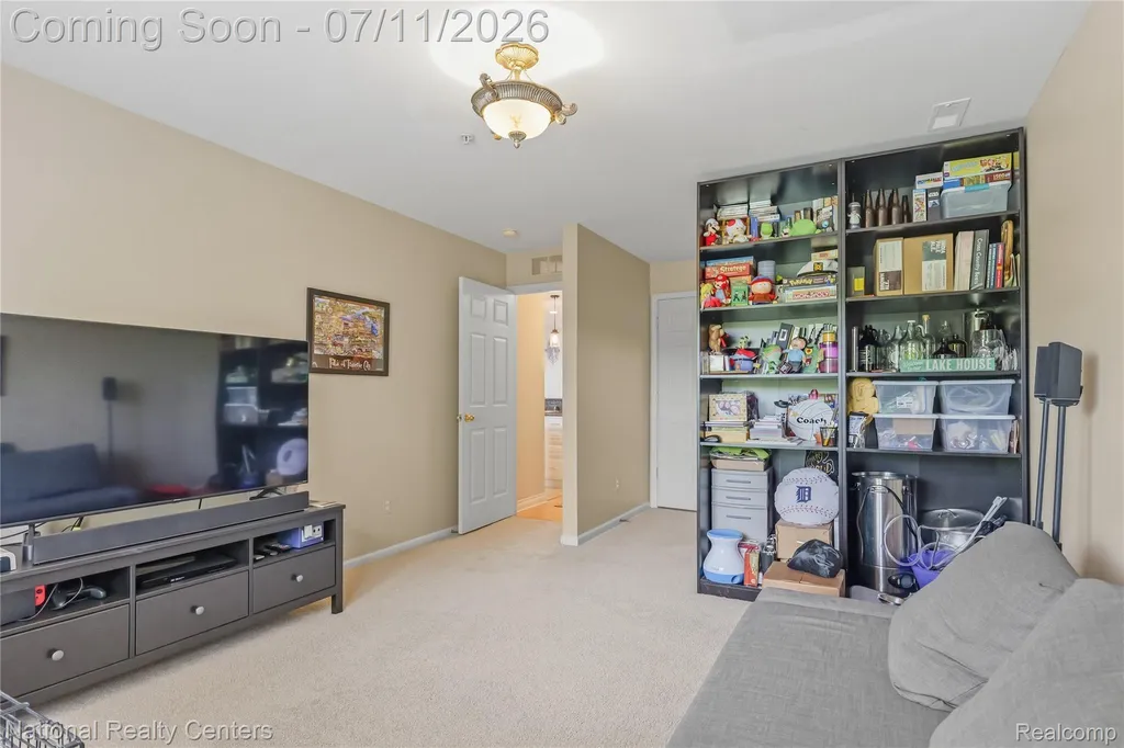 128 Sandy Lane Walled Lake City MI 48390