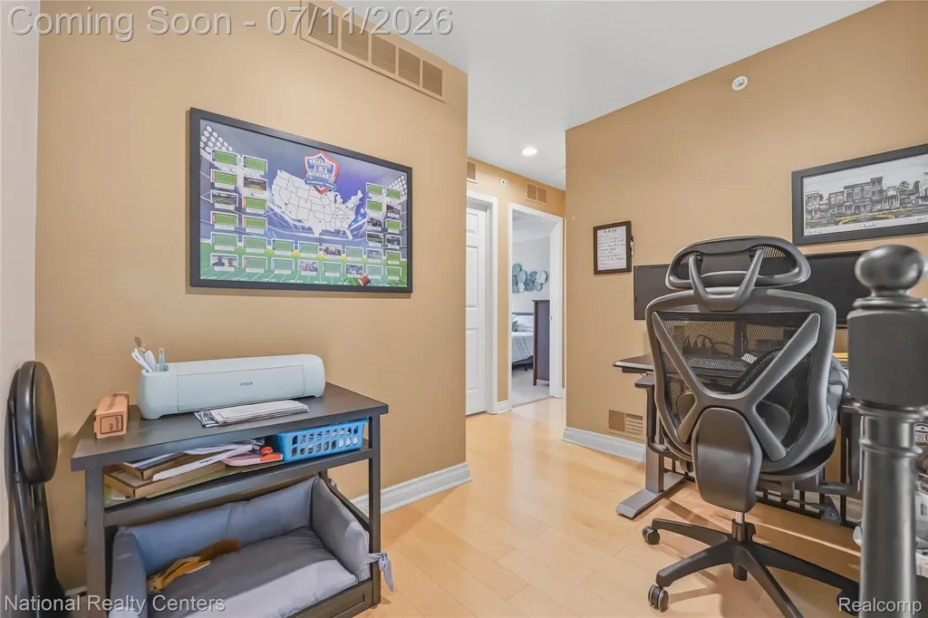 128 Sandy Lane Walled Lake City MI 48390