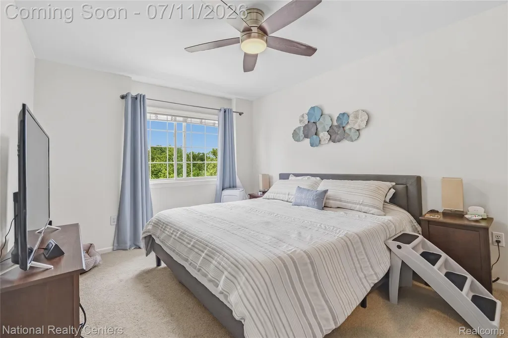 128 Sandy Lane Walled Lake City MI 48390