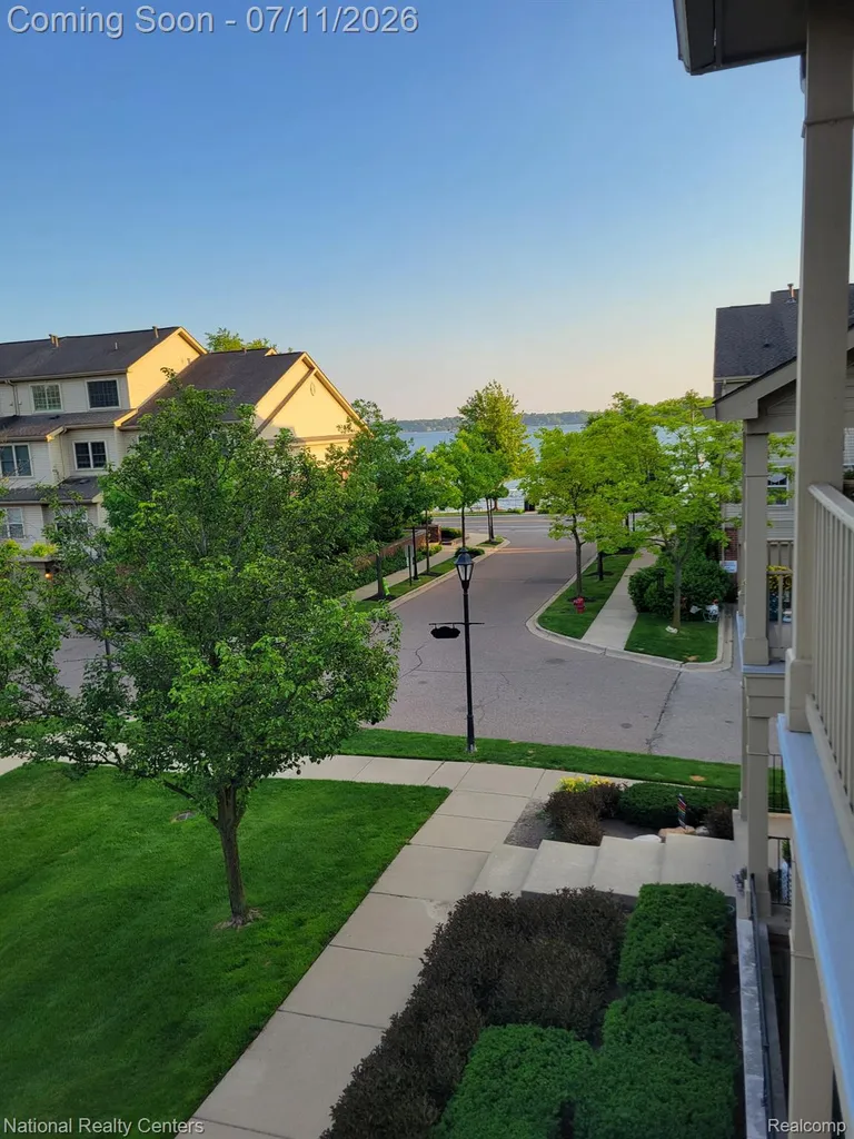 128 Sandy Lane Walled Lake City MI 48390