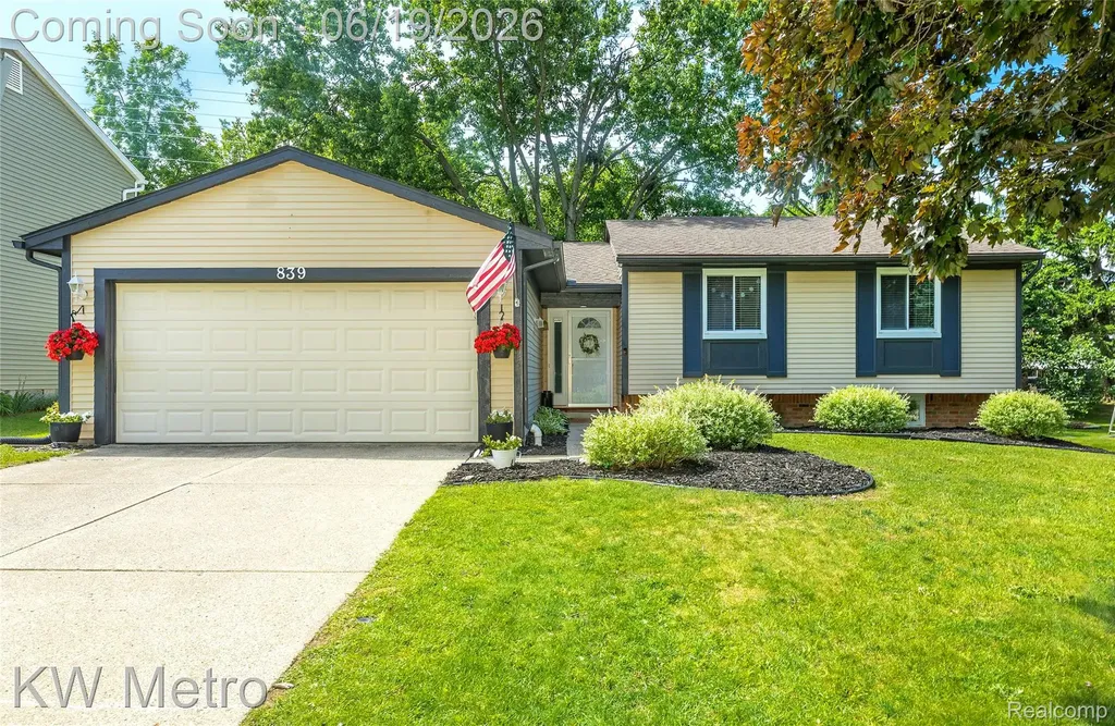 839 Dressler Lane Rochester Hills City MI 48307