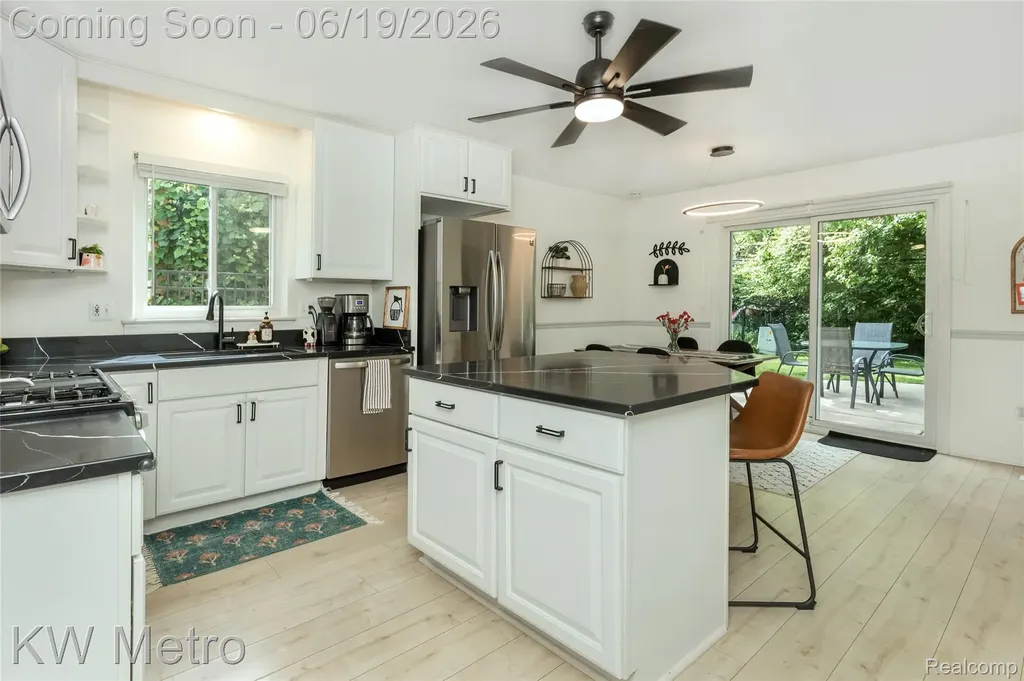 839 Dressler Lane Rochester Hills City MI 48307