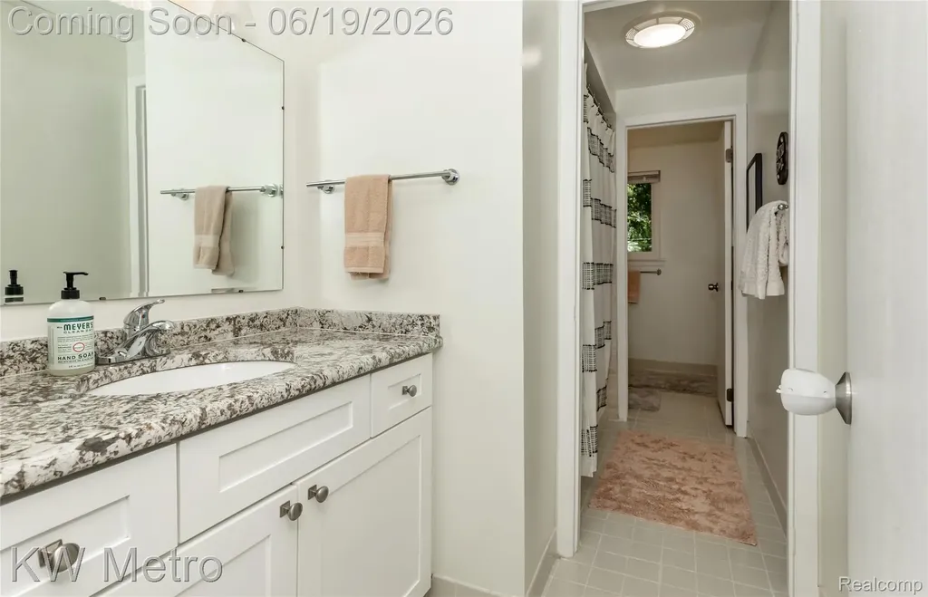 839 Dressler Lane Rochester Hills City MI 48307