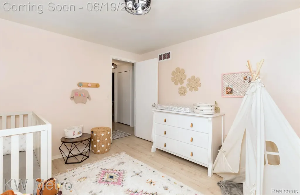 839 Dressler Lane Rochester Hills City MI 48307