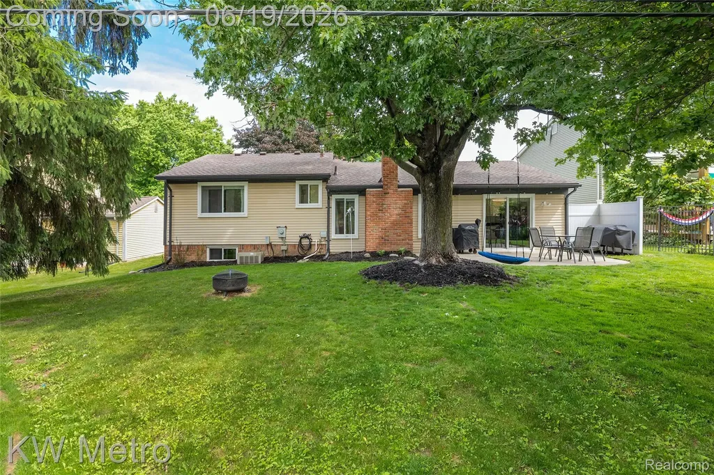 839 Dressler Lane Rochester Hills City MI 48307