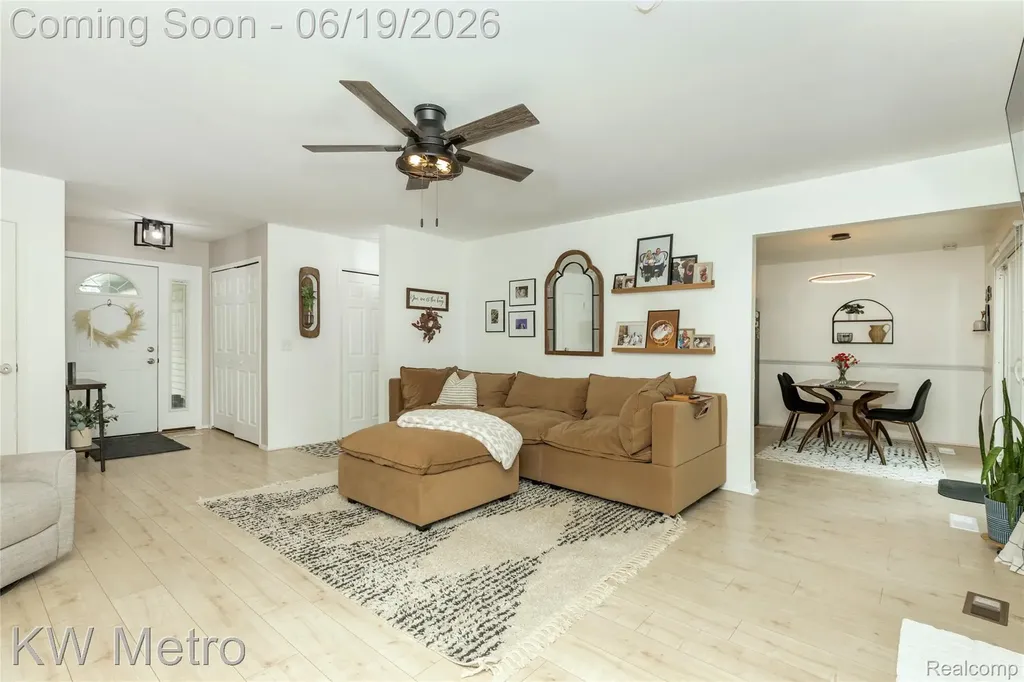 839 Dressler Lane Rochester Hills City MI 48307