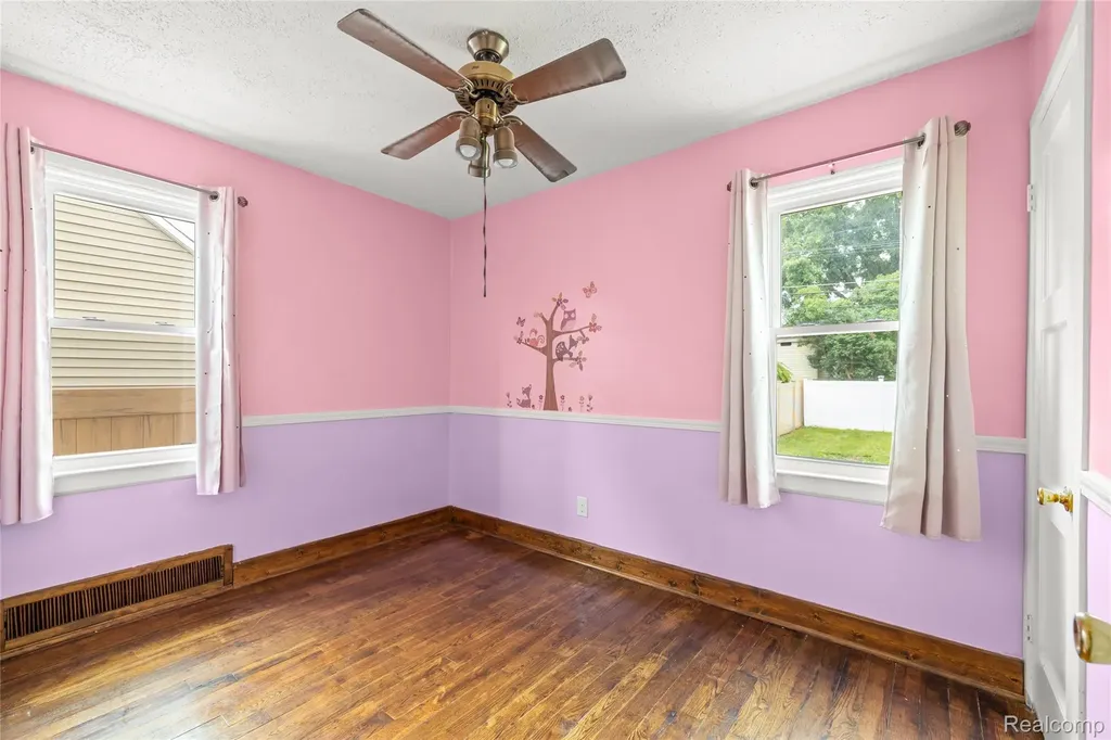 1946 Leblanc Street Lincoln Park City MI 48146