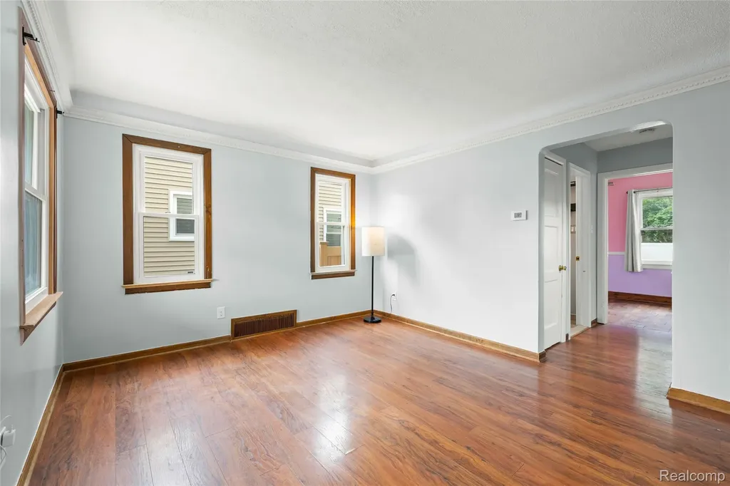 1946 Leblanc Street Lincoln Park City MI 48146