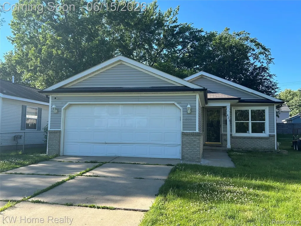 421 1st Avenue Pontiac City MI 48340
