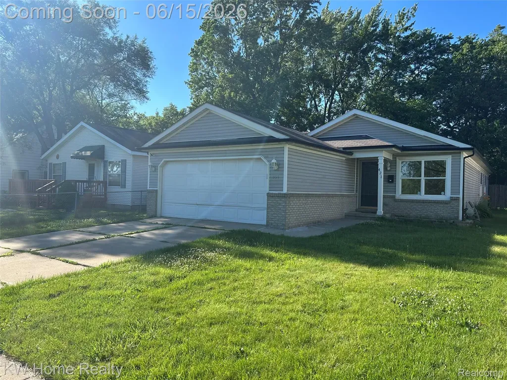 421 1st Avenue Pontiac City MI 48340