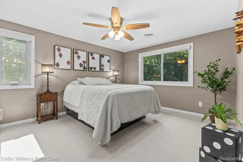 5800 Lockwood Drive Washington Township MI 48094