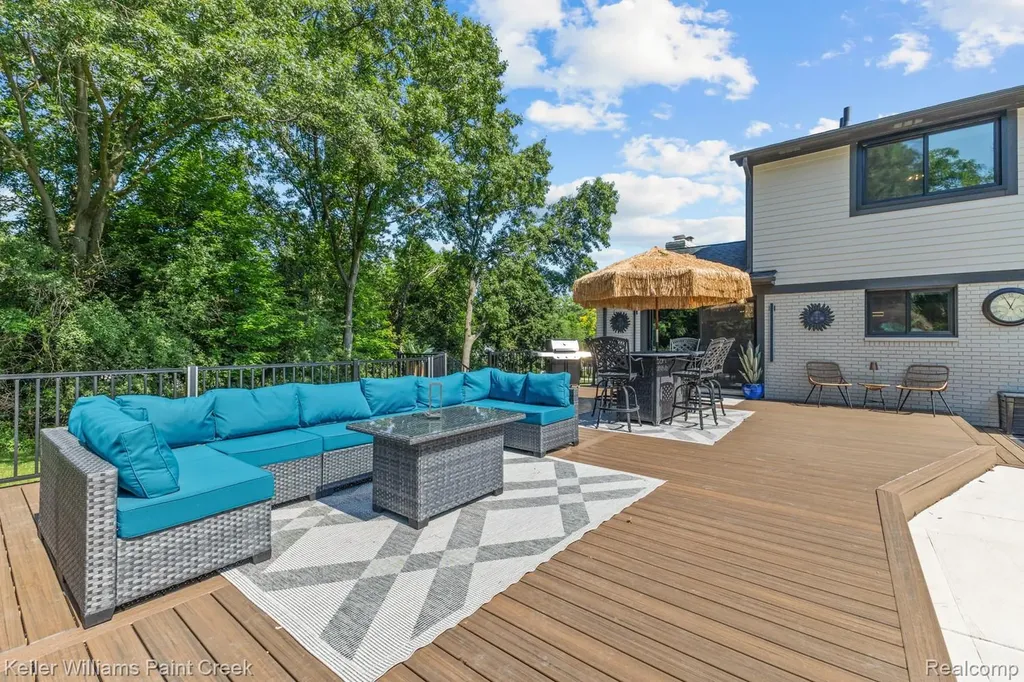 5800 Lockwood Drive Washington Township MI 48094