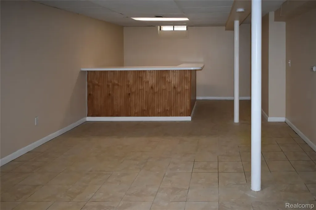 23825 Johnston Avenue Eastpointe City MI 48021